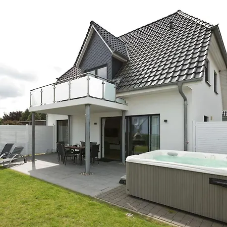 Holiday home Haus Kranichnest Goehren-Lebbin