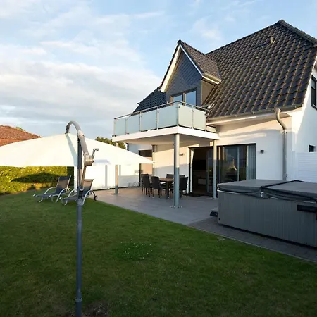 Holiday home Haus Kranichnest *