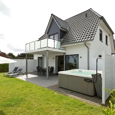 Haus Kranichnest Prázdninový dům Göhren-Lebbin